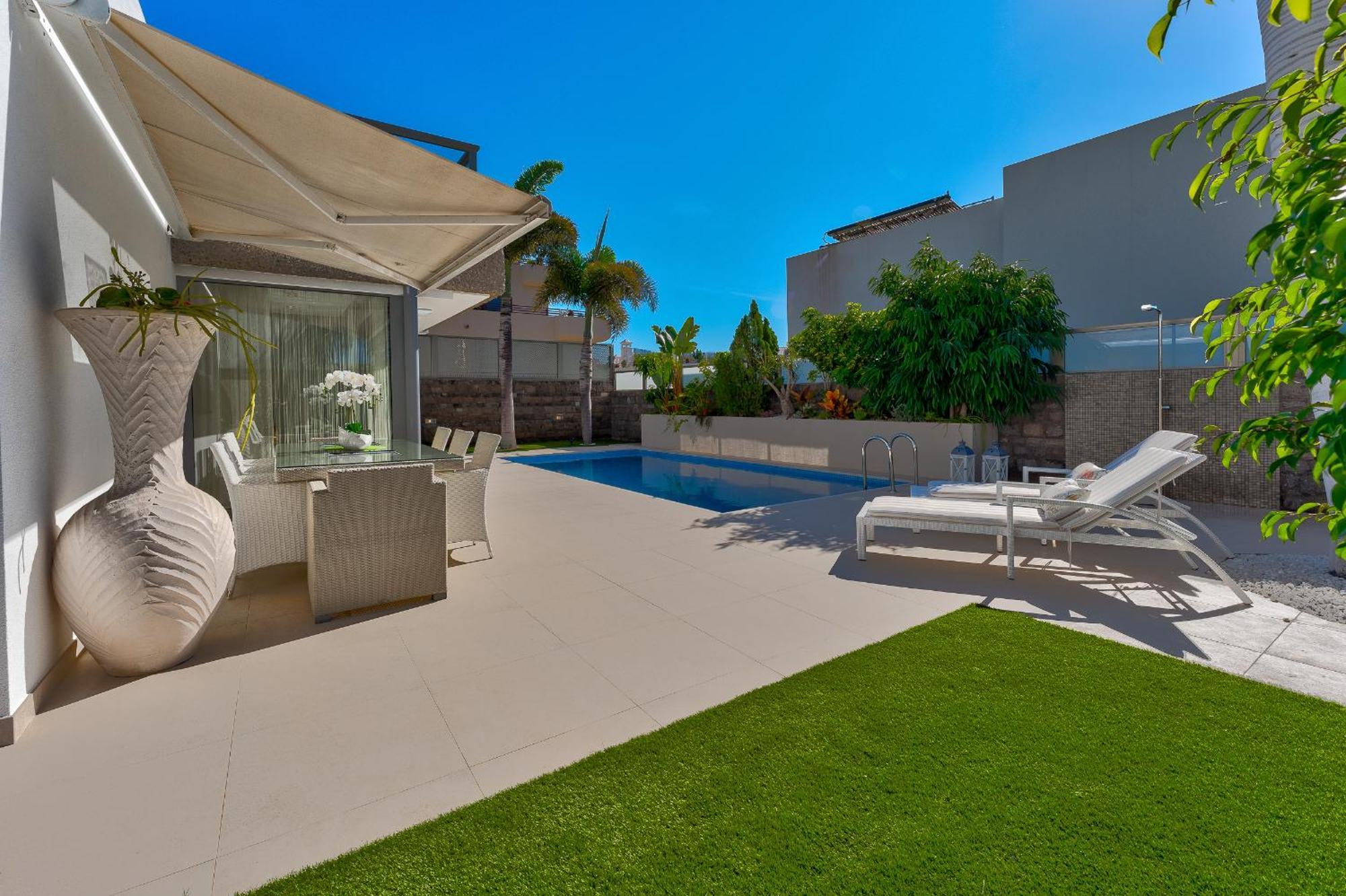El Duque Private Lux Villa Адехе Экстерьер фото